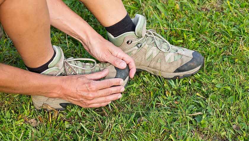 Patients with athlete's foot experience pain and difficulty walking